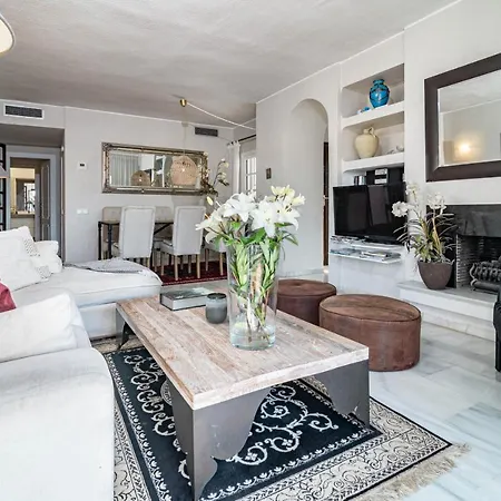 Exclusive Vintage Serenade In Aldea Blanca - Walking Distance To Centro Plaza * Marbella