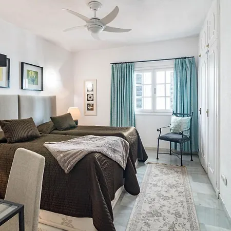 Exclusive Vintage Serenade In Aldea Blanca - Walking Distance To Centro Plaza Apartamento Marbella