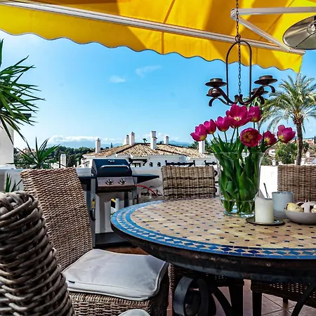 Exclusive Vintage Serenade In Aldea Blanca - Walking Distance To Centro Plaza Apartamento Marbella
